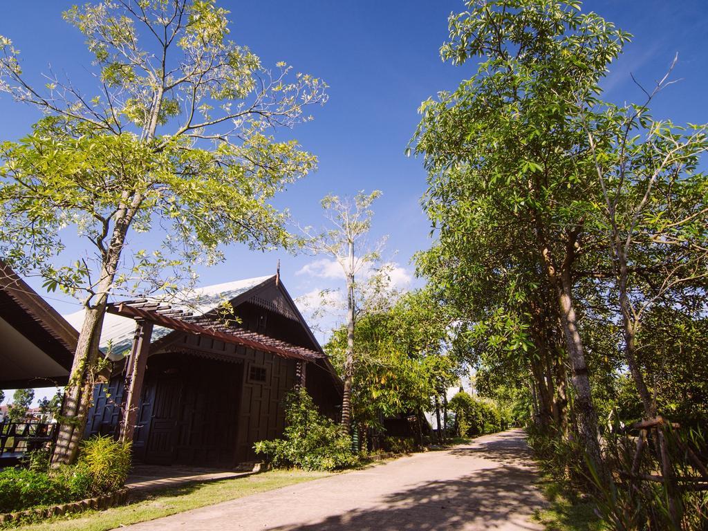 Tanita Lagoon Resort Удонтхані Номер фото