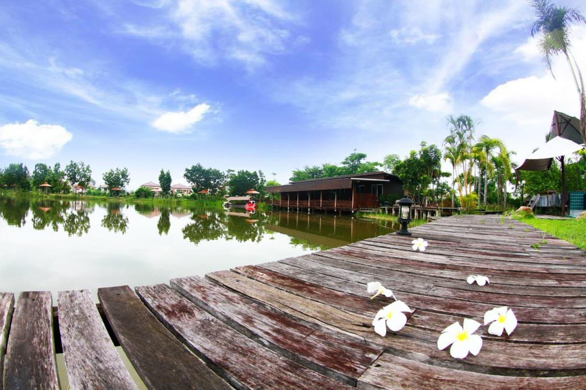 Tanita Lagoon Resort Удонтхані Екстер'єр фото